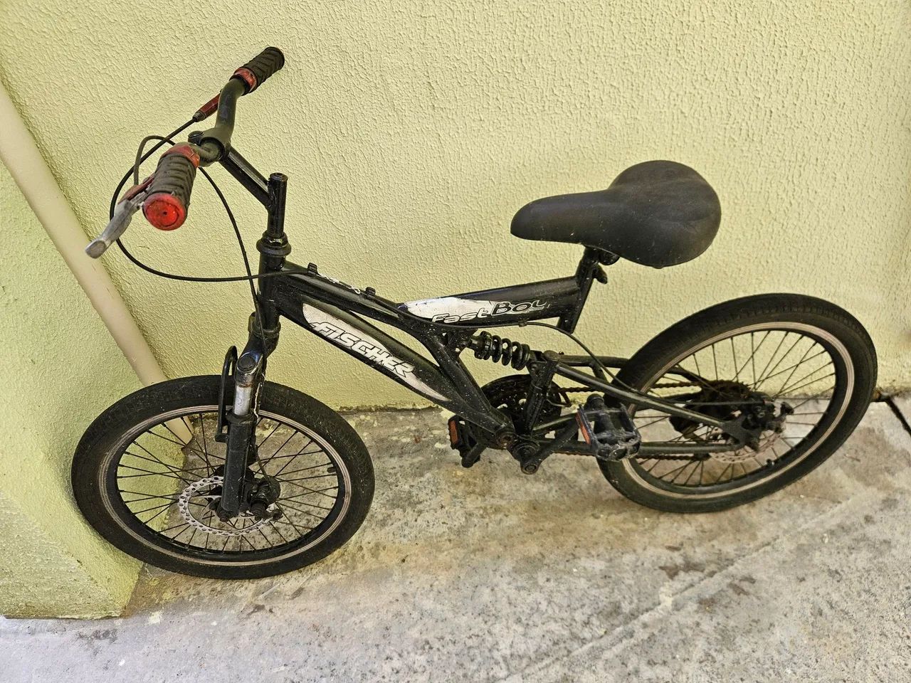Bicicleta Aro 20 Fischer Fast Boy - Freio a Disco + Suspensão - Foto 3