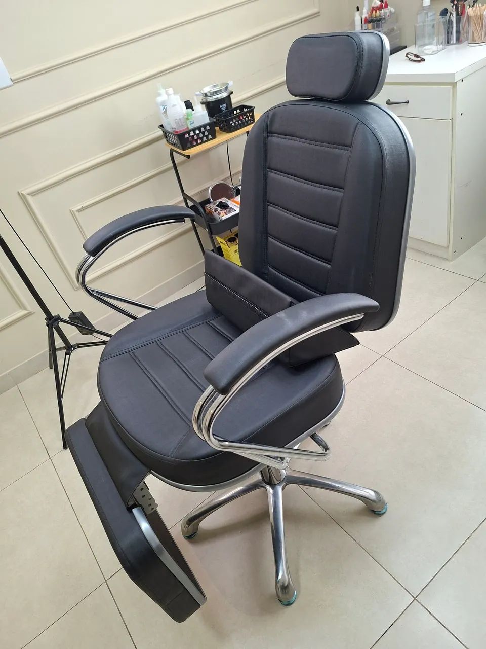 Cadeira Estética 3 posições  - Foto 2