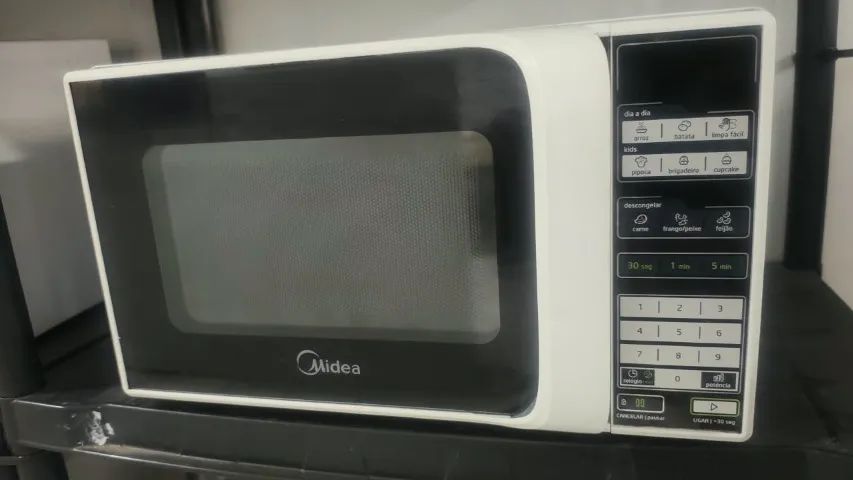 Micro-ondas Midea 20 Litros 