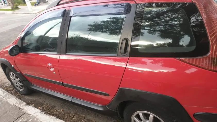 Peugeot 206 206 SW ESCAPADE 1.6 16V Flex 5p 2008