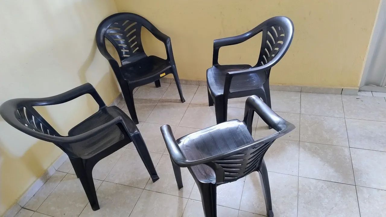 Cadeiras / poltronas plásticas  - Foto 3