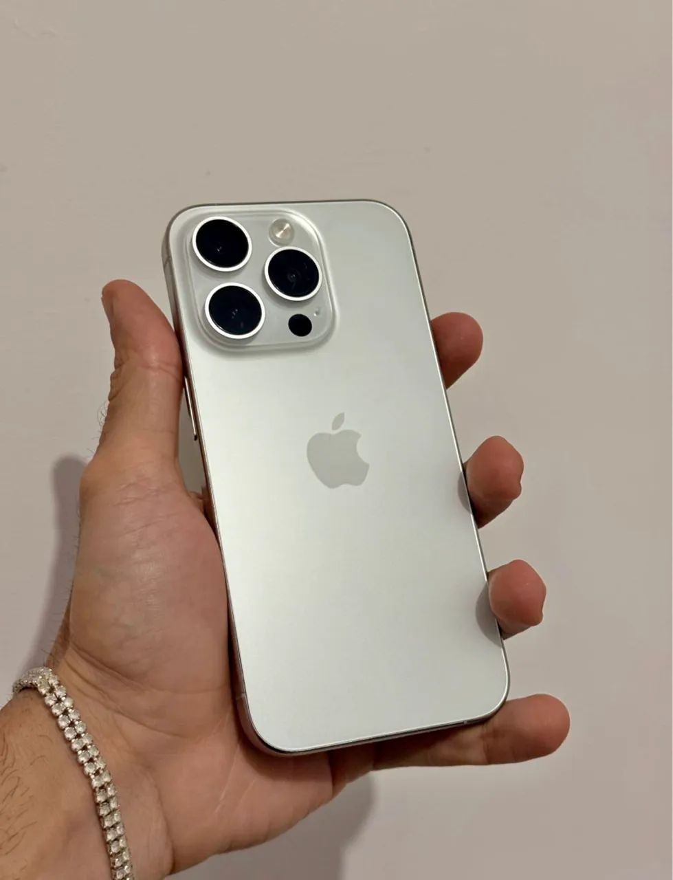 iPhone 15 pro 256 - Foto 4