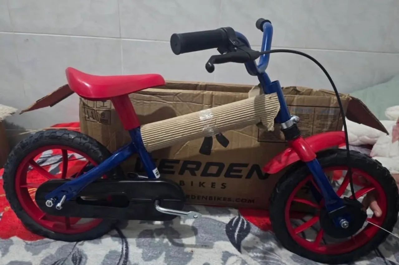 Vendo bicicleta Aro 12  - Foto 2