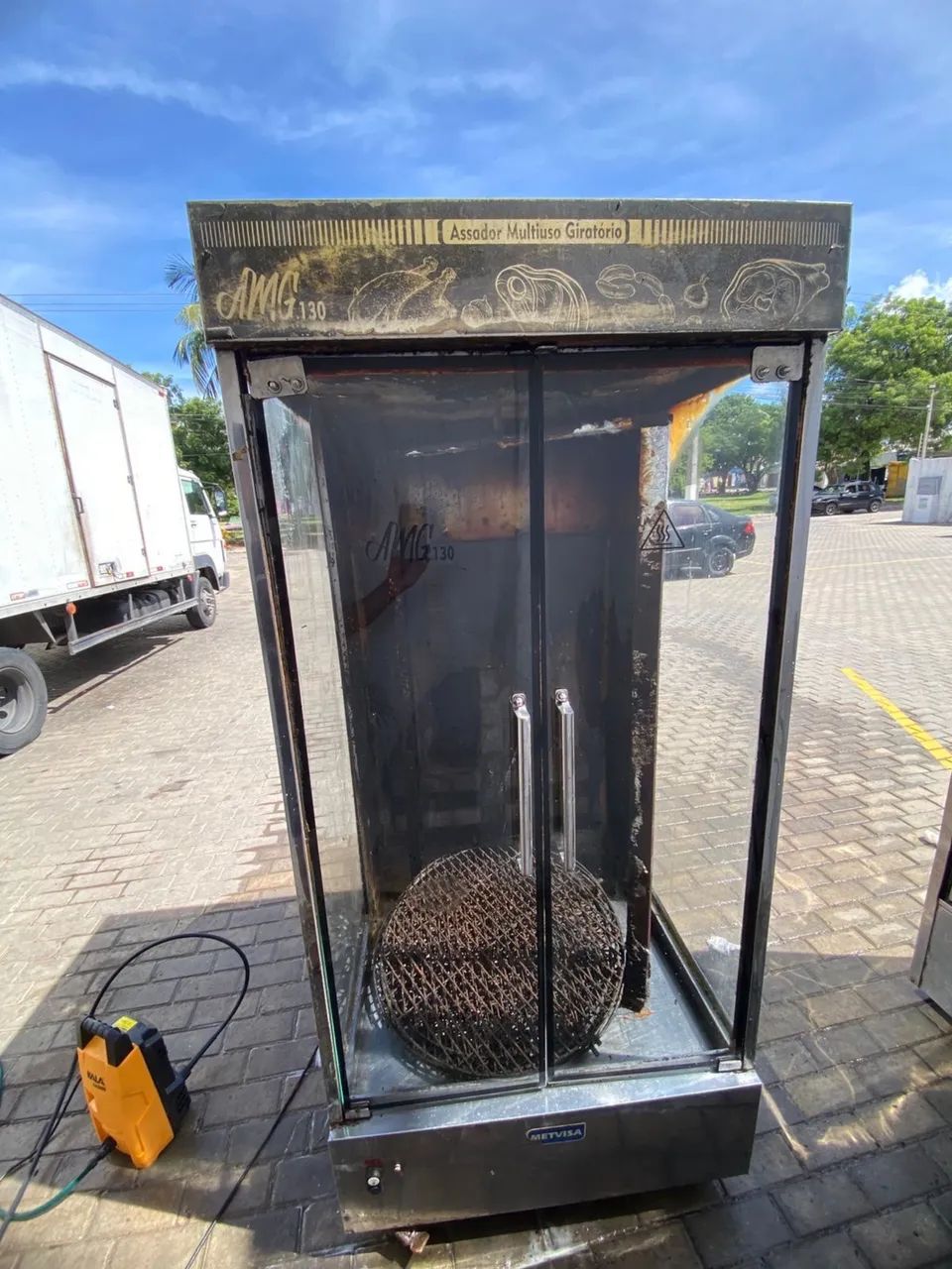 Galeteira/assadeira multiuso Giratória 
