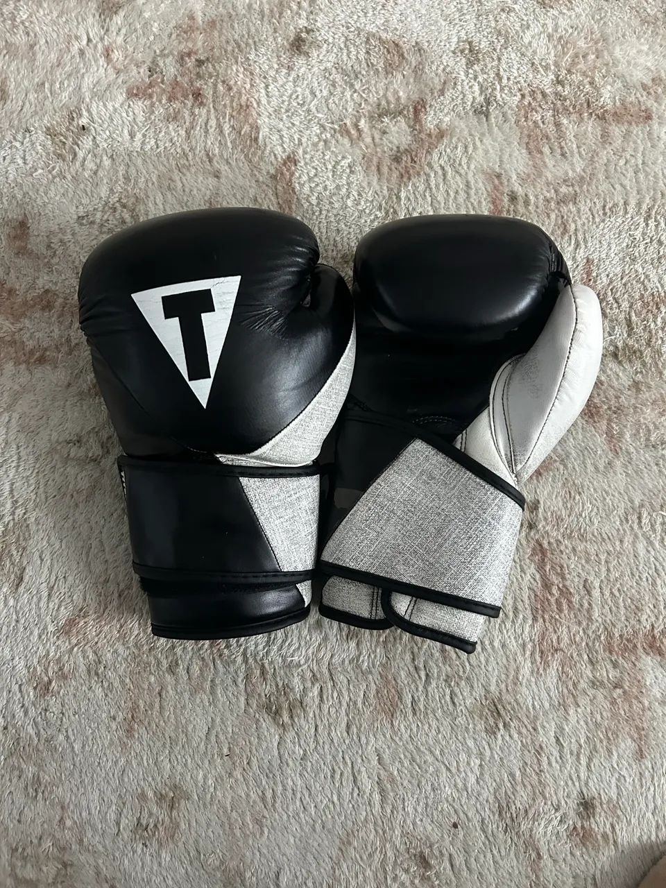 Luva de boxe title 