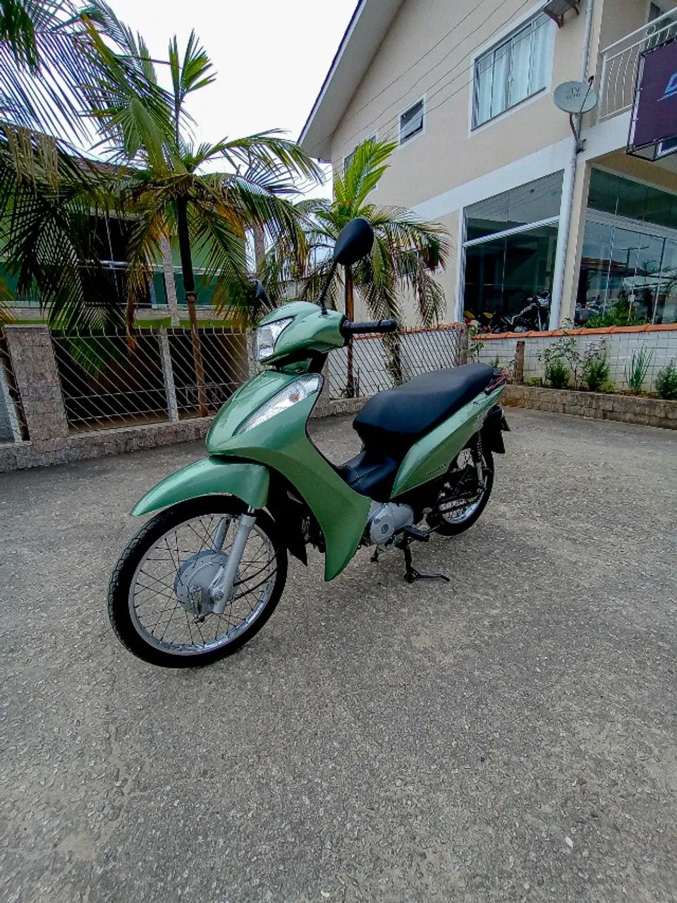 Biz 125 ES 2011 - Foto 2