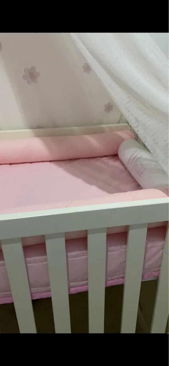 Enxoval de berço bordado, menina 