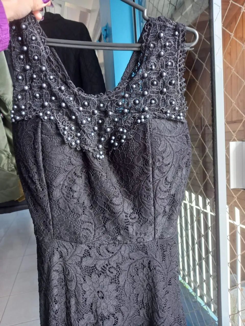 Vestido preto de renda com bojo  - Foto 2