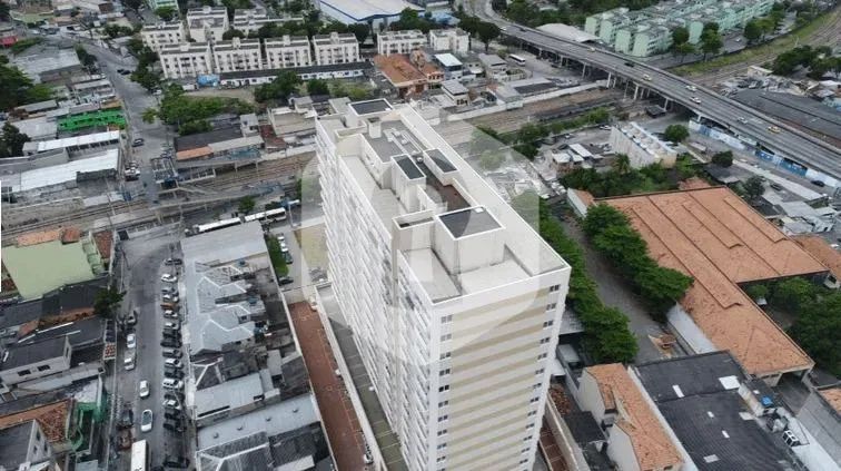 DHC, linda sala, bem dividida com 37m2! Oportunidade!