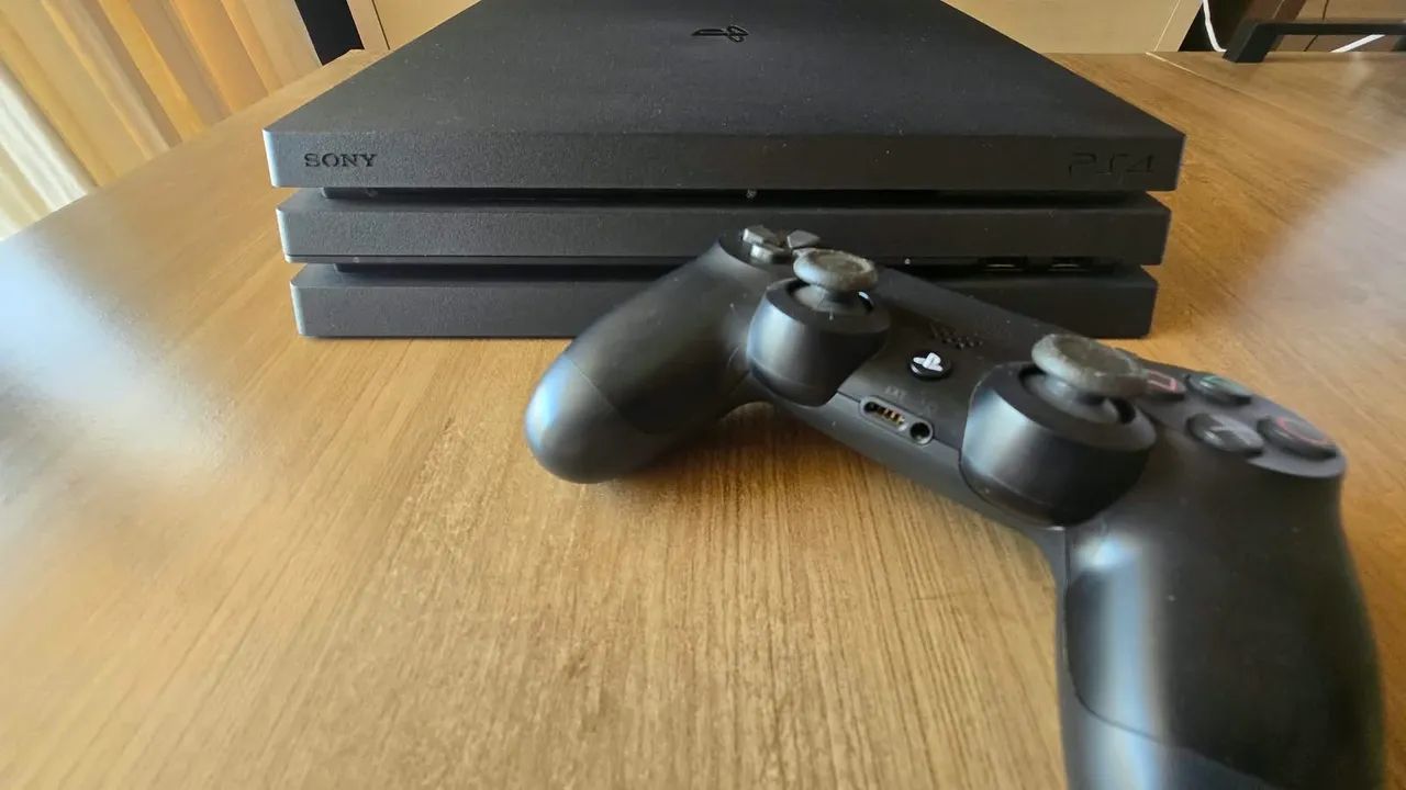 PlayStation 4 PRO 1TB - 4K - Foto 2