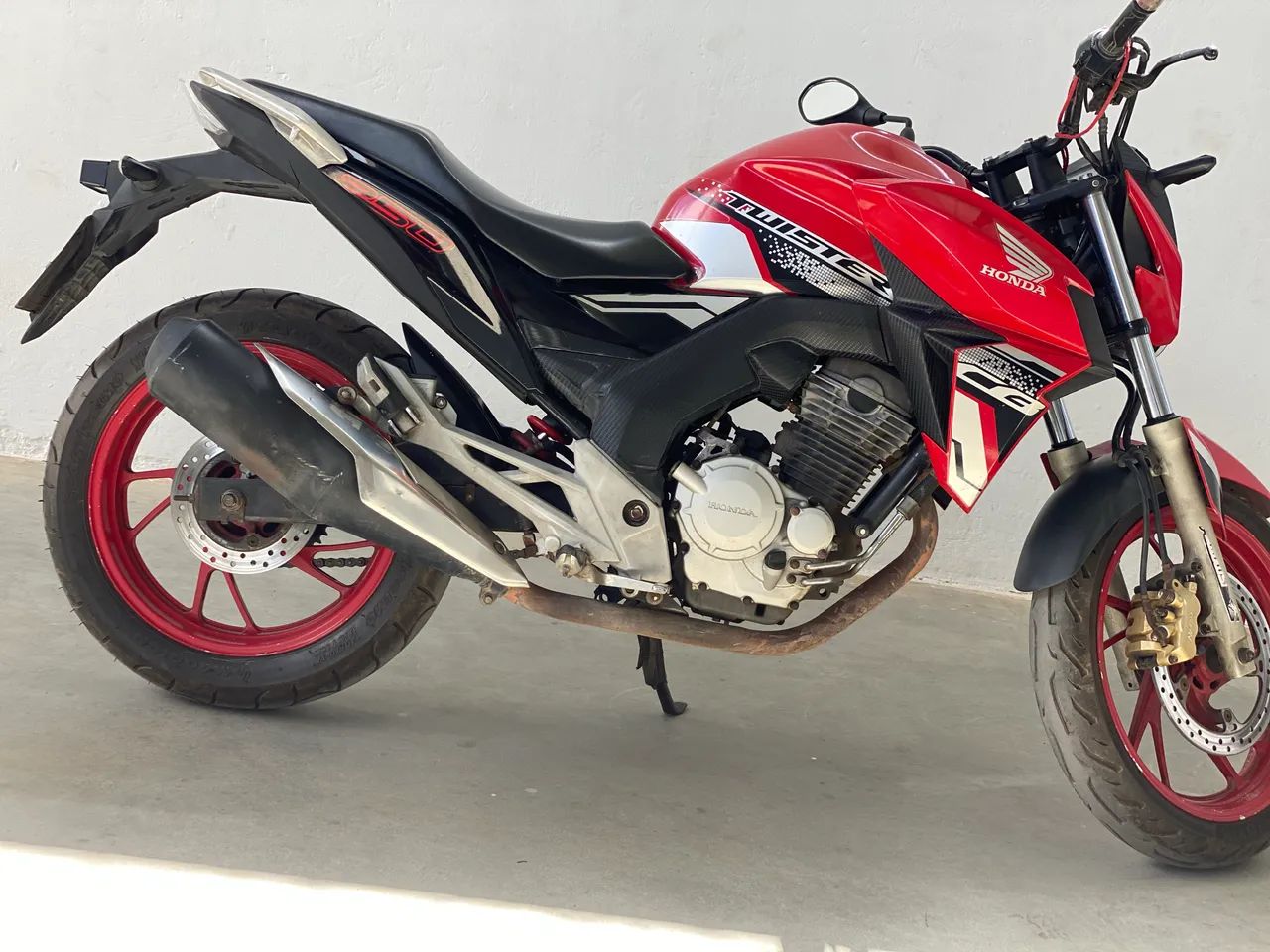 Cb 250 - Foto 4