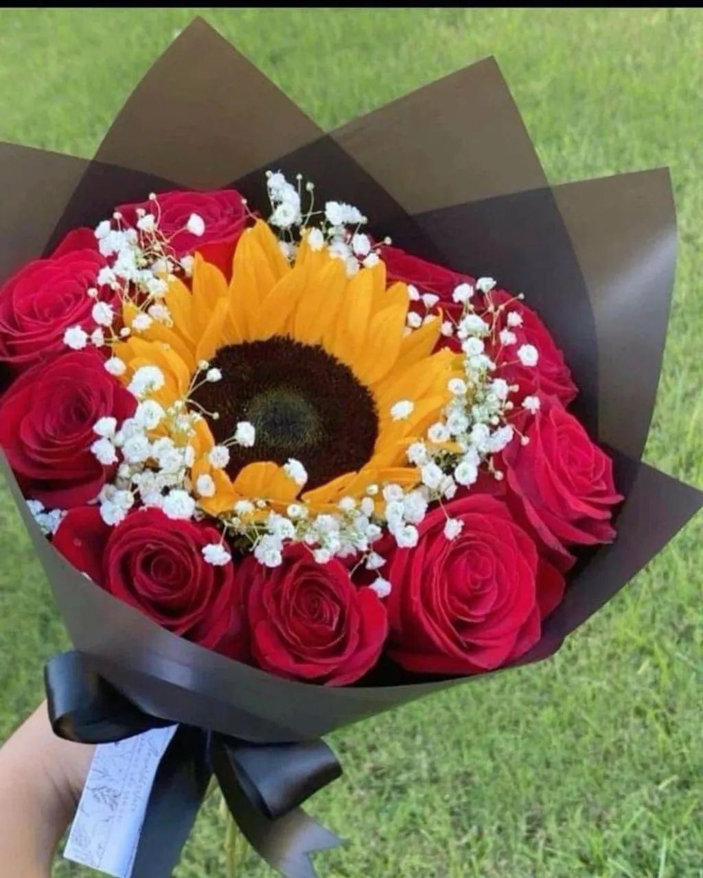 Buquê de flores com preço promocional. - Foto 2