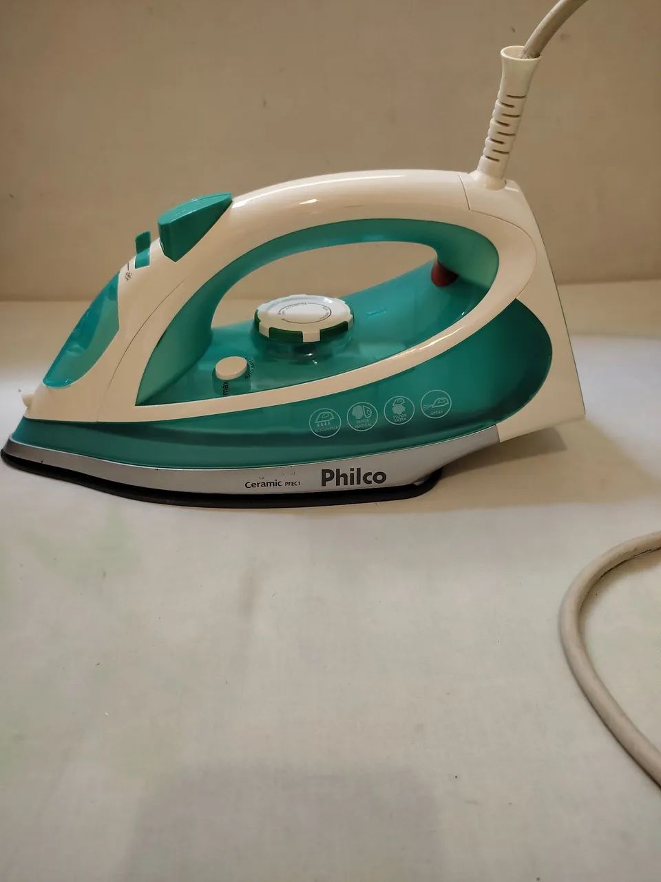 Ferro a vapor  - Foto 2