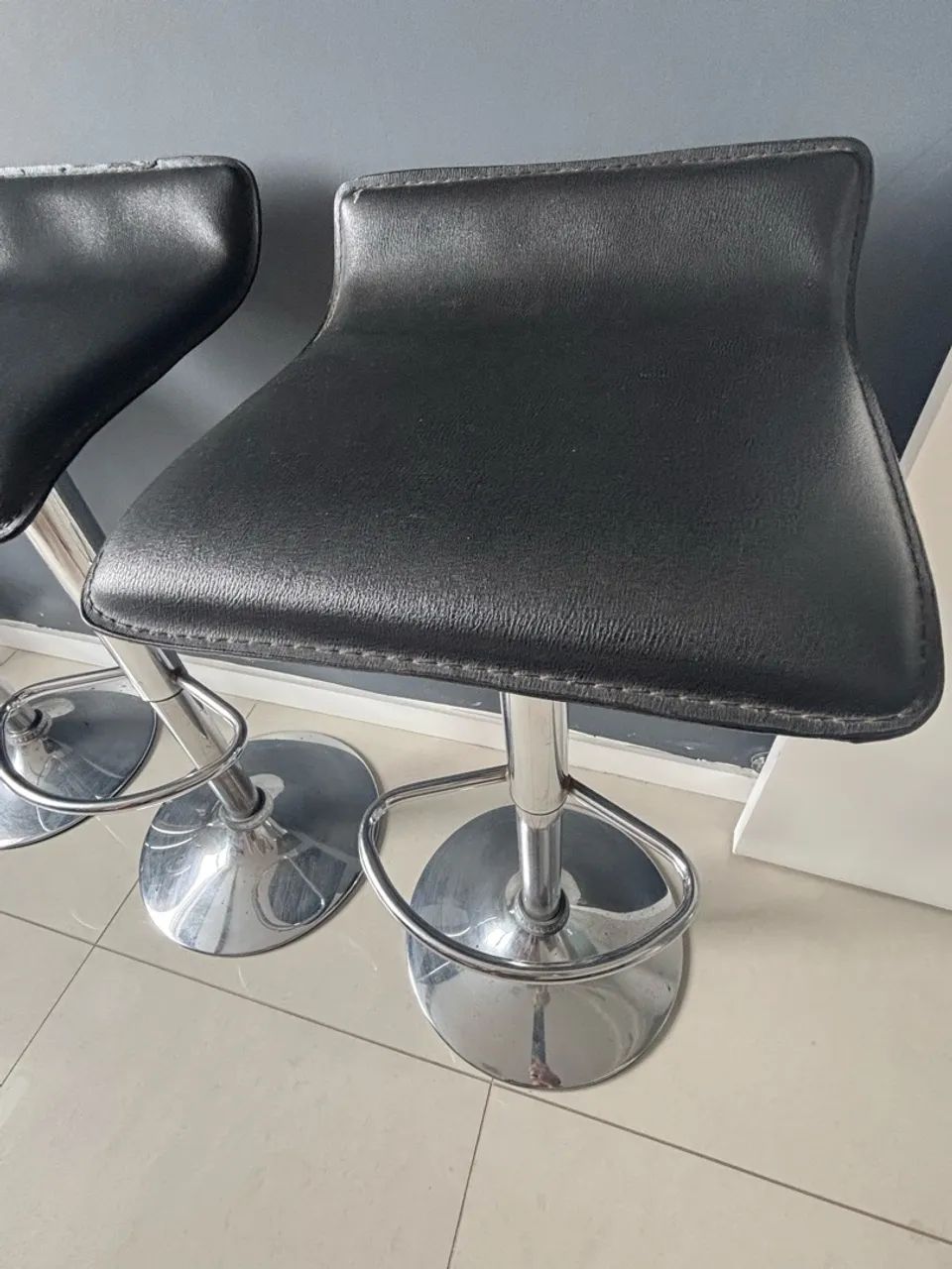 Vende - se banquetas