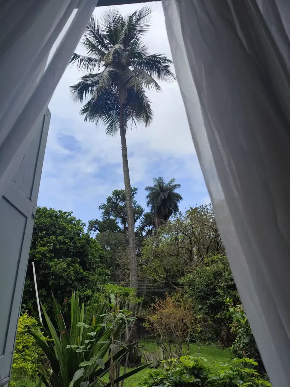 OPORTUNIDADE UNICA TERRENO COM PEQUENA CASA - Foto 2