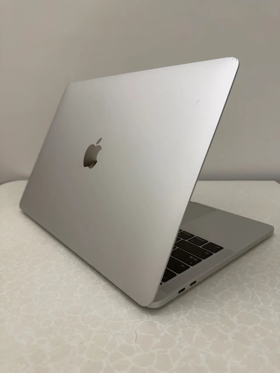 MacBook Pro 2019 13? Intel i5 8GB / 256GB - Foto 4