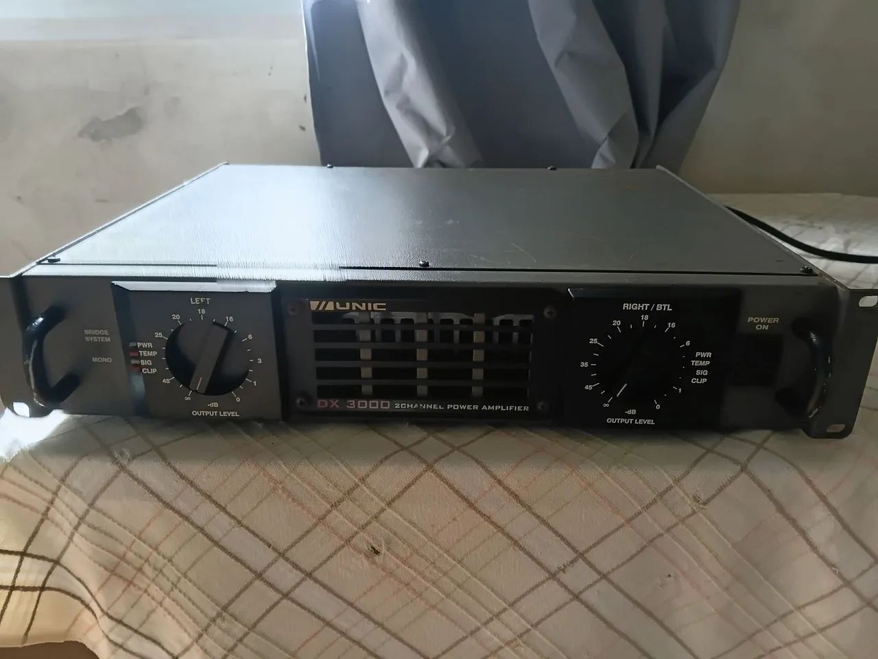 Amplificador de som