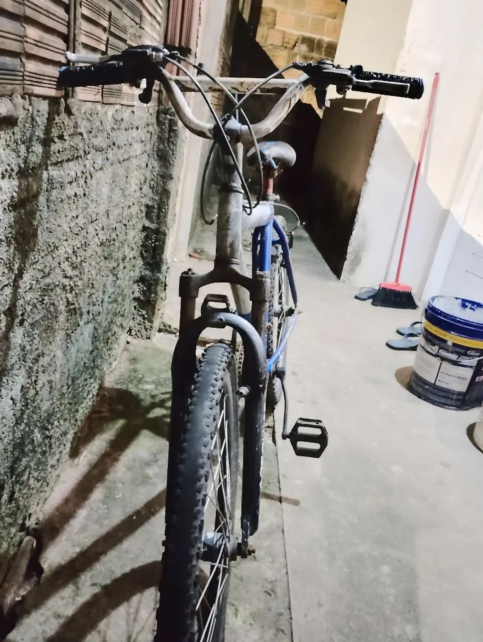 Bicicleta aro 26 com marchas  - Foto 3