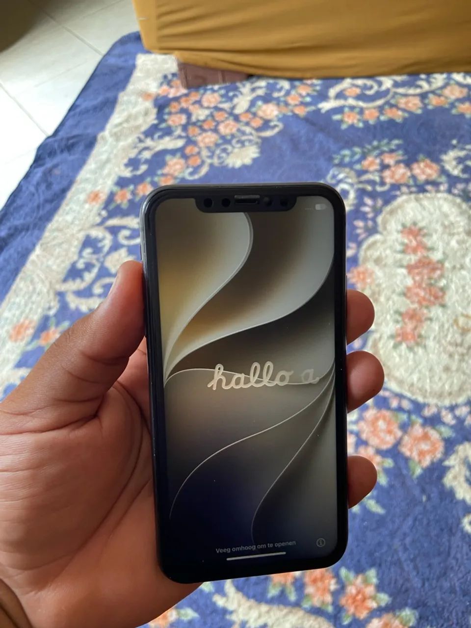 iPhone 11