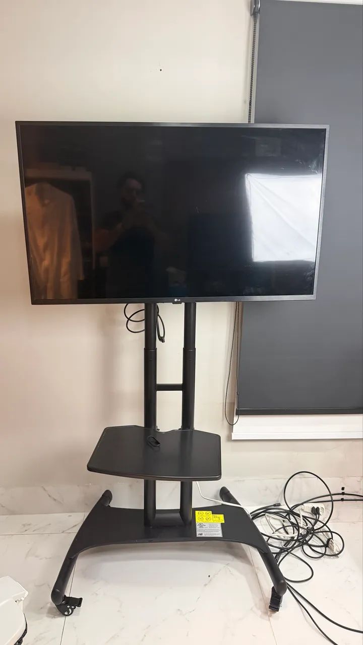 SUPORTE TV MÓVEL  - Foto 2