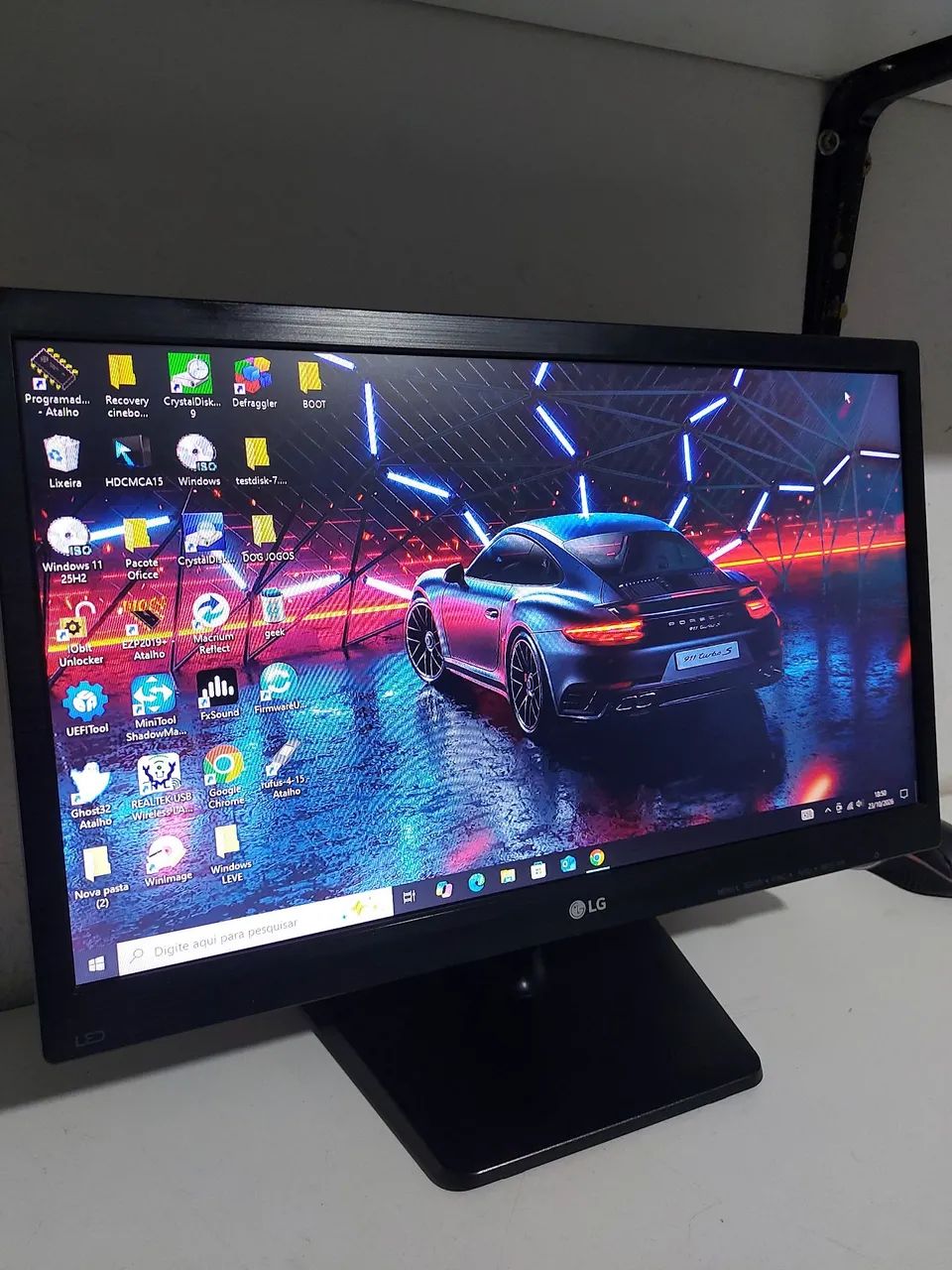 Monitor LG LED 20 polegadas widescreen. Novinho  - Foto 2