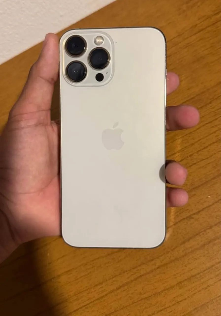 Iphone 12 pro max dourado 