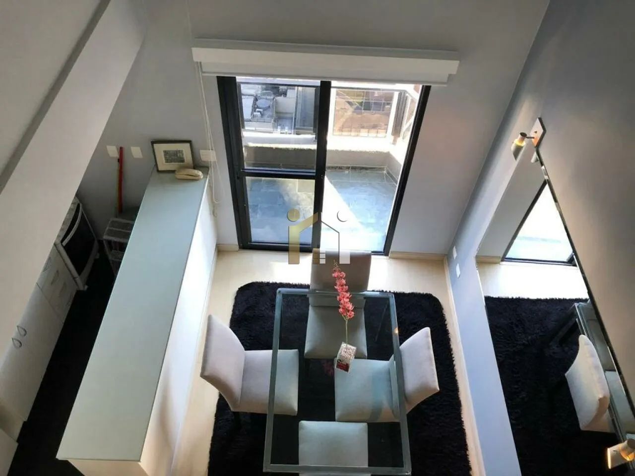 Apartamento emm moema duplex com o pé direito duplo com 54m