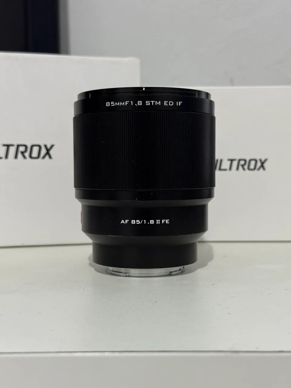 Lente Viltrox 85mm f1.8 Sony Full Frame - Foto 4