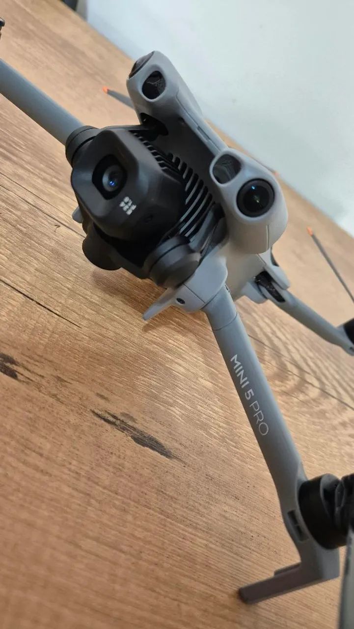 DJI Mini 5 pro, controle com tela e 3 baterias plus - Foto 3