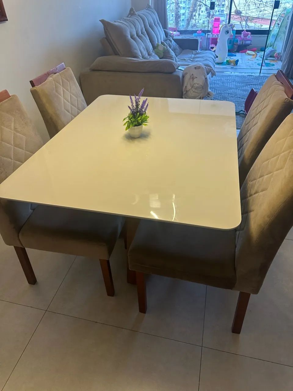 Mesa com 4 cadeiras  - Foto 3