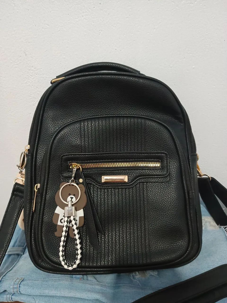 Vende-se bolsa de couro pequena