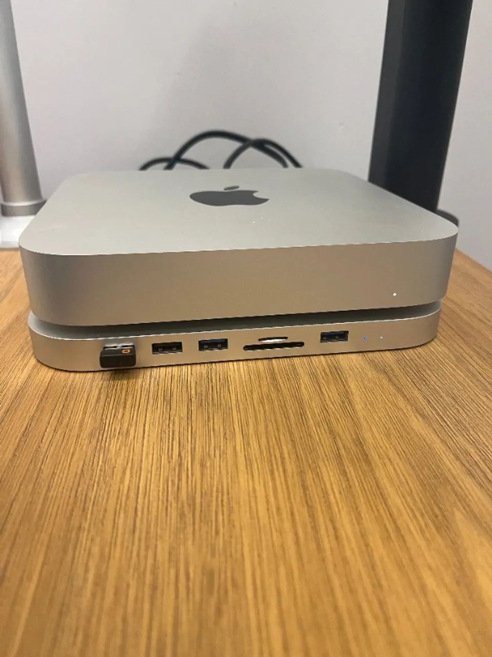 Mac Mini 2024 M2 8GB / 256GB + Dock Station Hagibis - Foto 4
