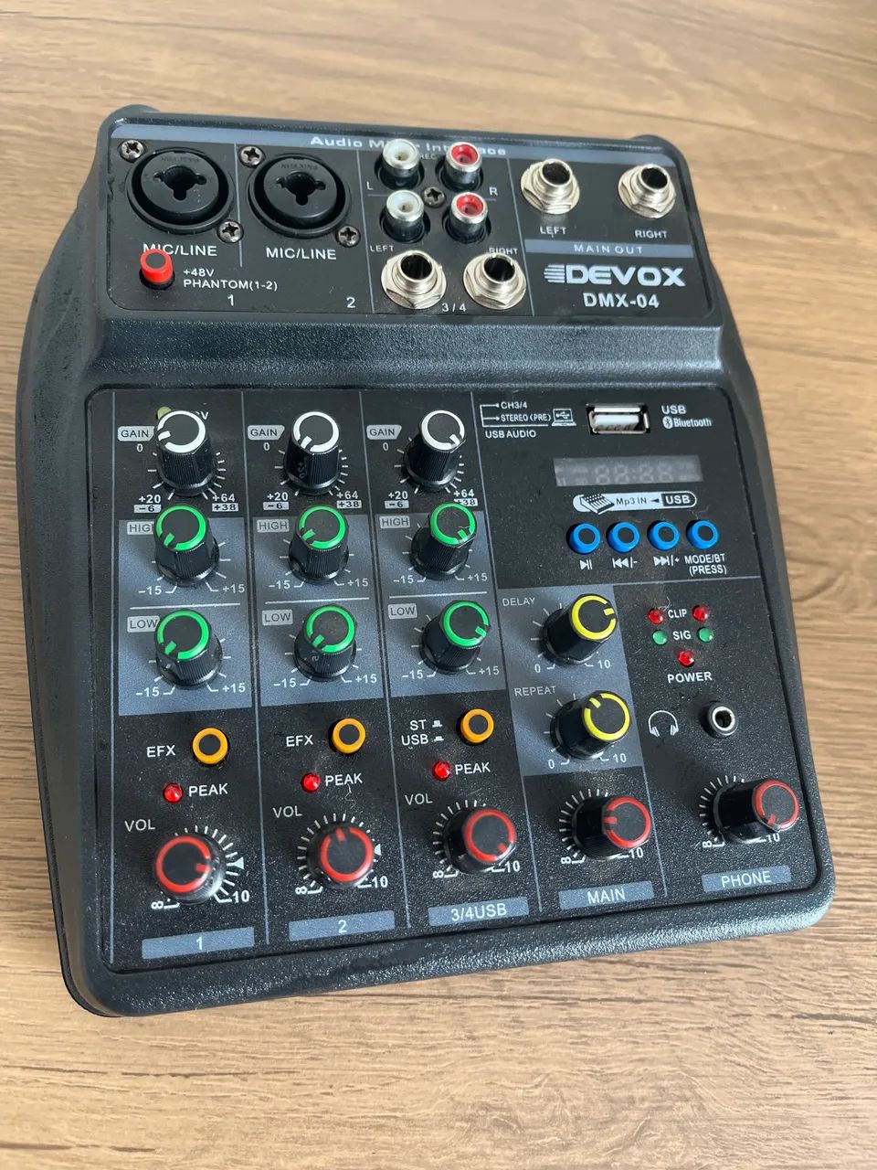 mixer de áudio Devox DMX-04 - Foto 4