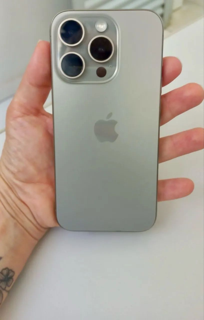 iPhone 15 pro 128gb