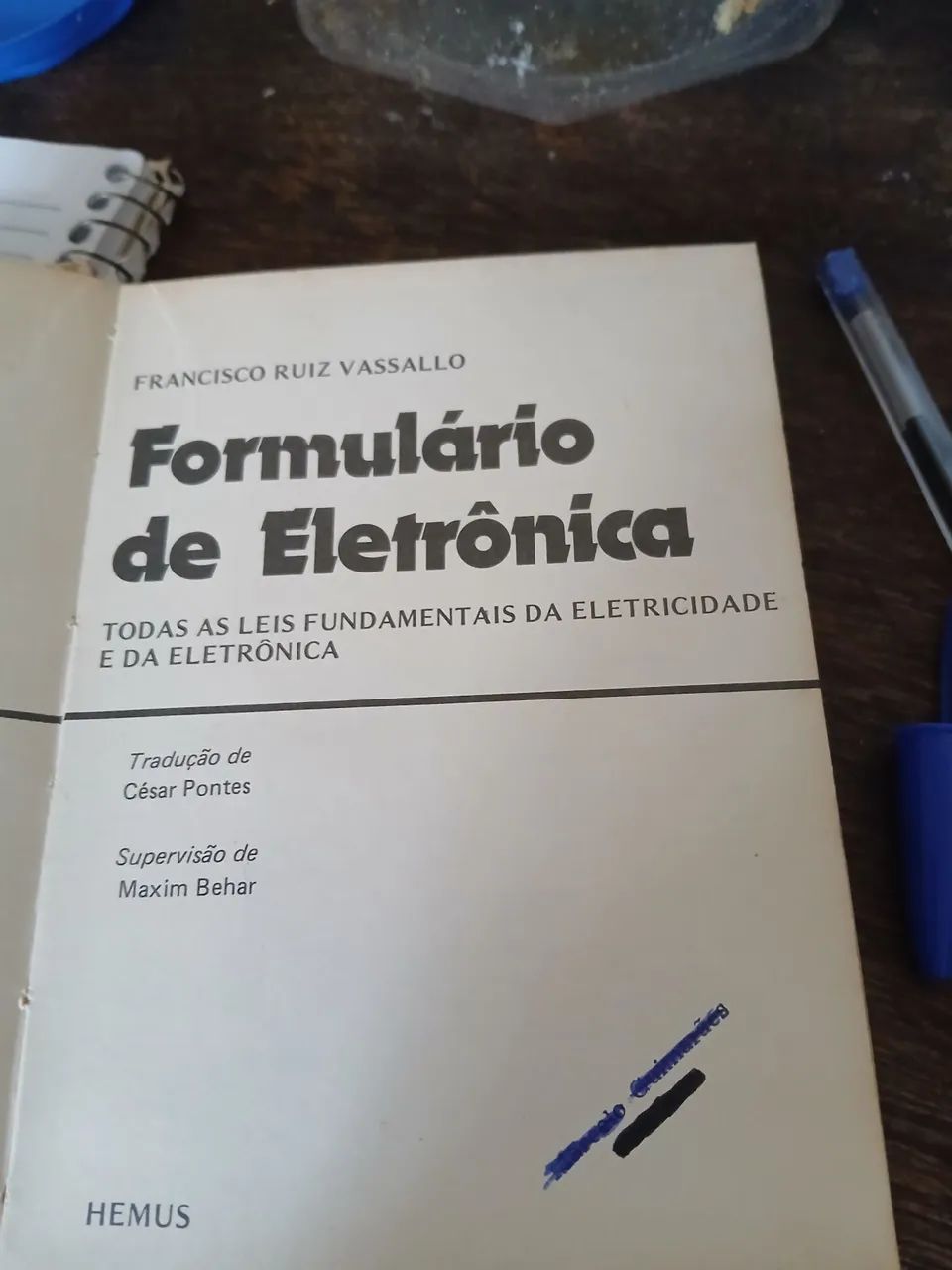 Vendo livro Formulario de eletronico  - Foto 3