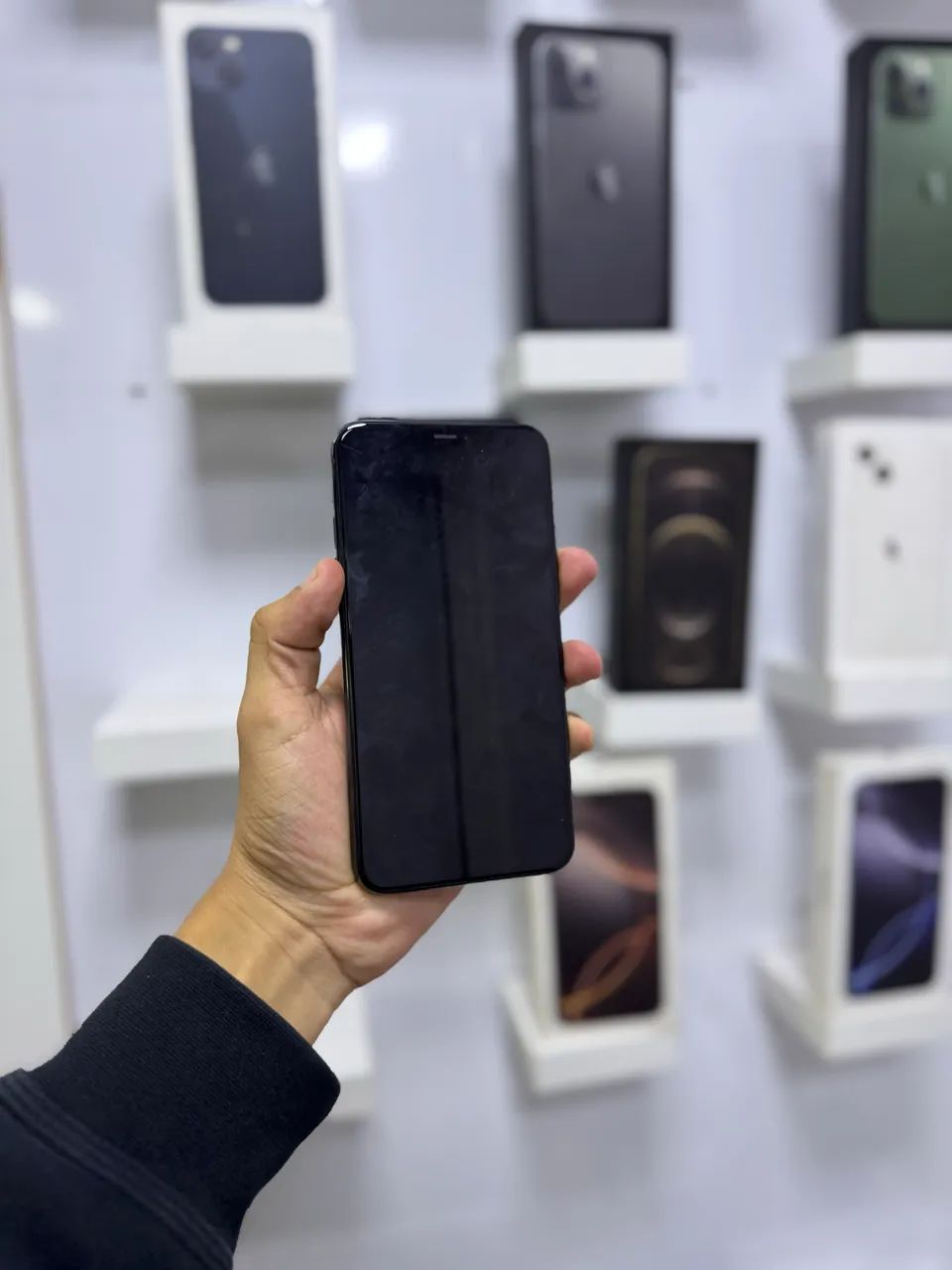 IPhone 11 Pro Max - 256GB ( TODO ORIGINAL!! )  - Foto 5
