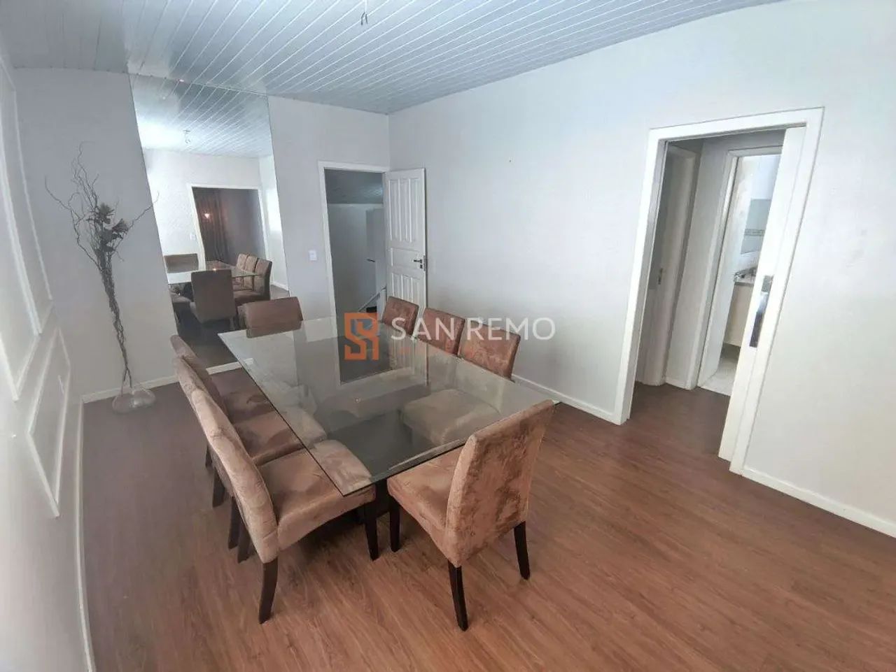 Capoeiras | Casa 3 quartos, sendo 1 suite