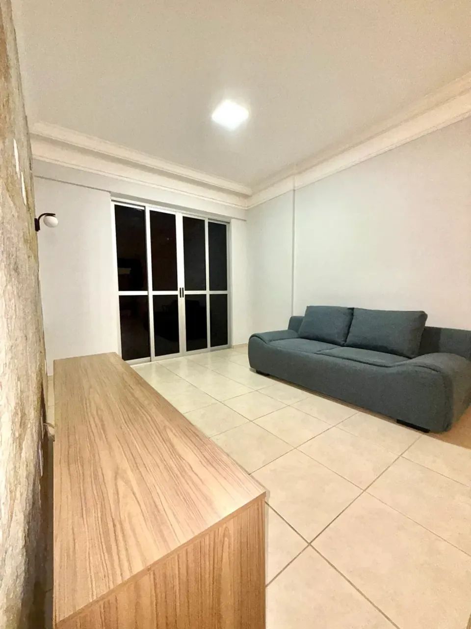 Apartamento semi mobiliado para aluguel com 3 quartos, sendo uma suite e 114m - Foto 3