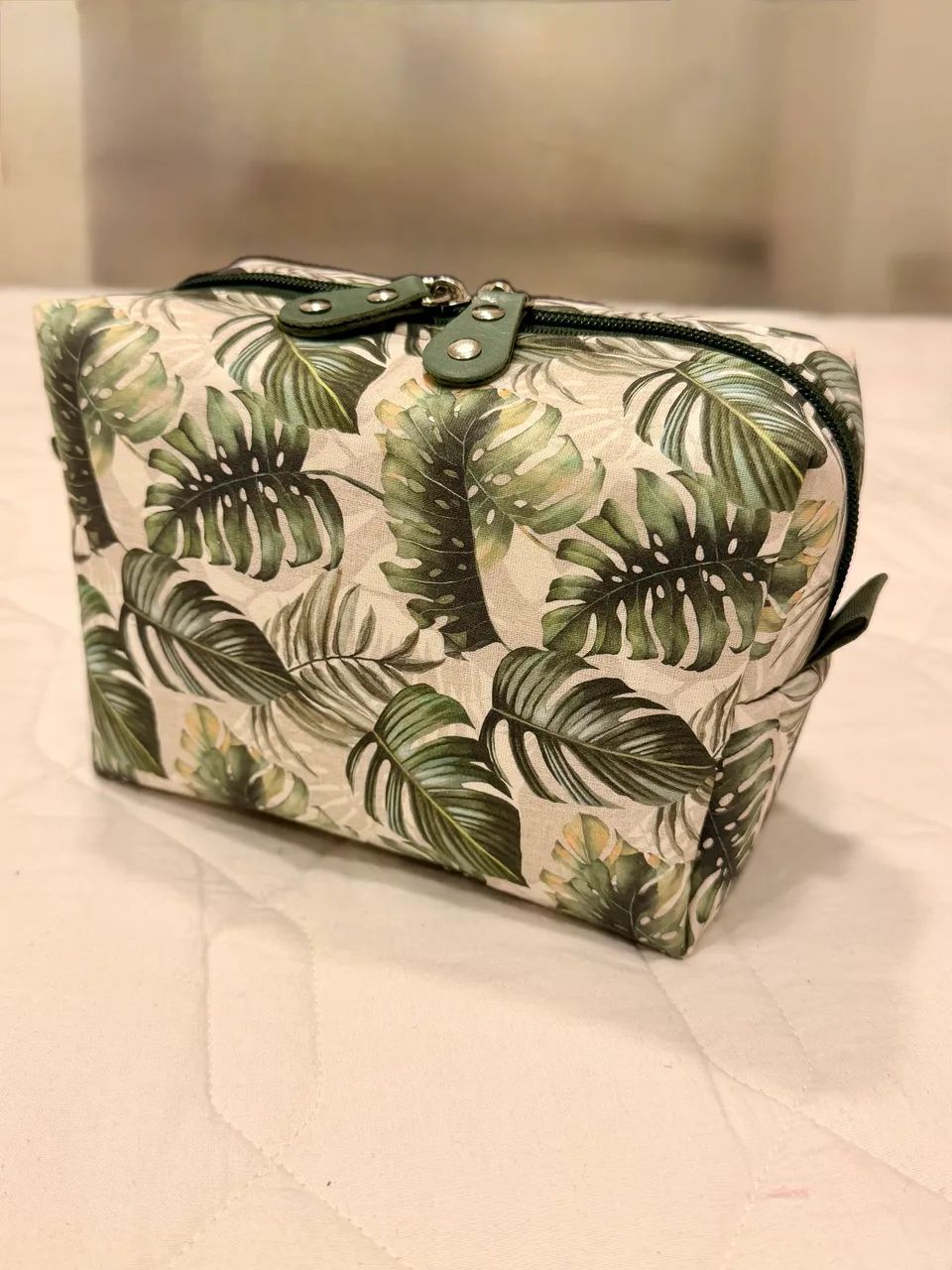 Necessaire