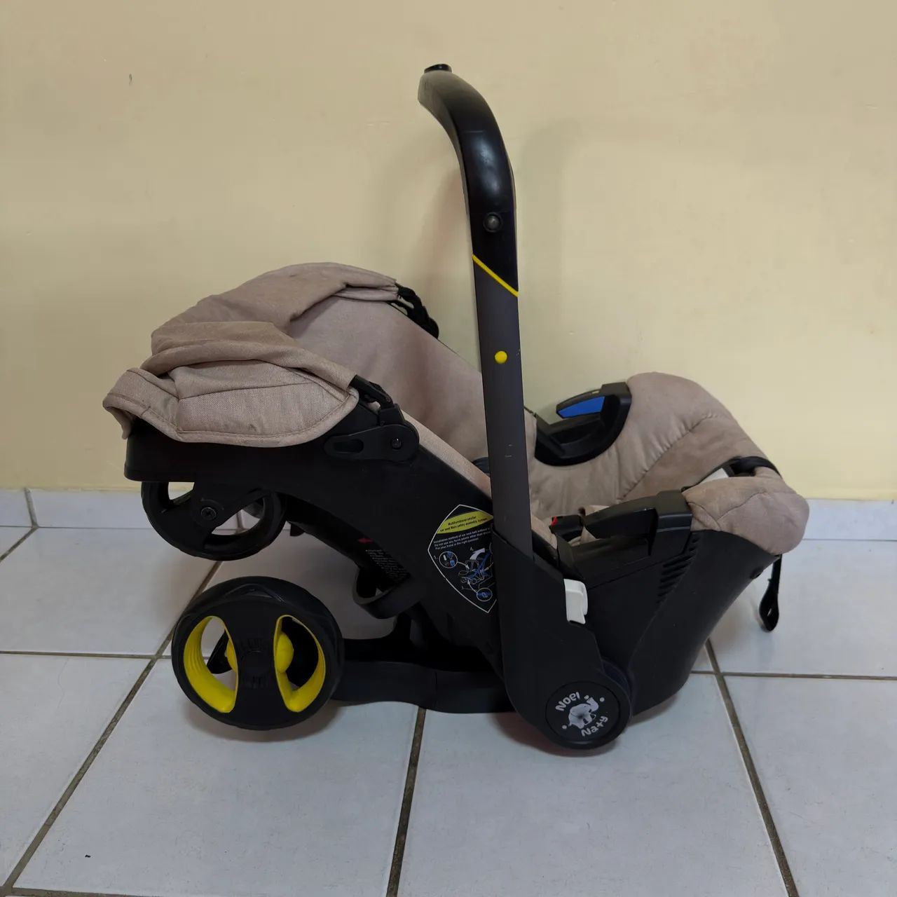 Carrinho de bebe 3x1 cadeirinha e bebê conforto  - Foto 2