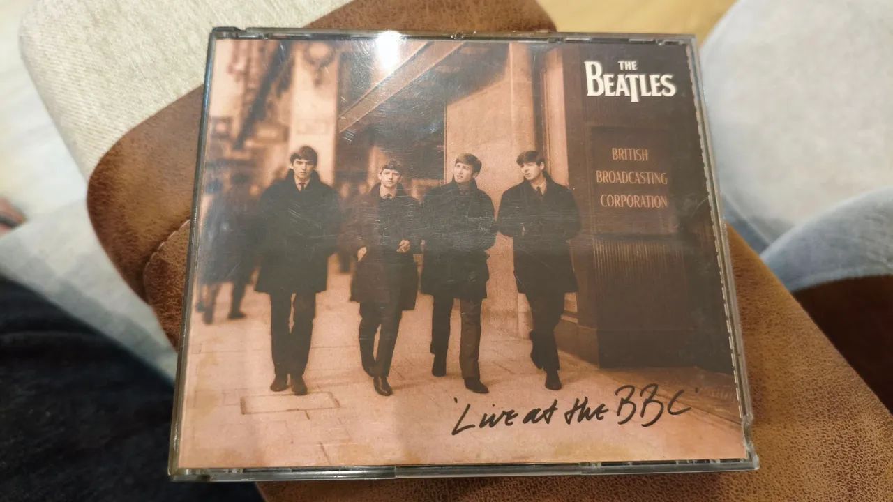 The Beatles - LIVE at the BBC - CDs, DVDs etc - Jardim Santa Rosa