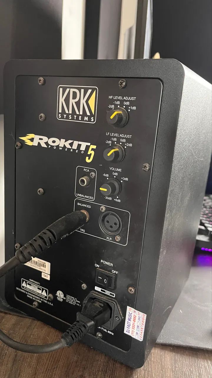 Par de monitores de audio krk rokit 5 - Foto 3