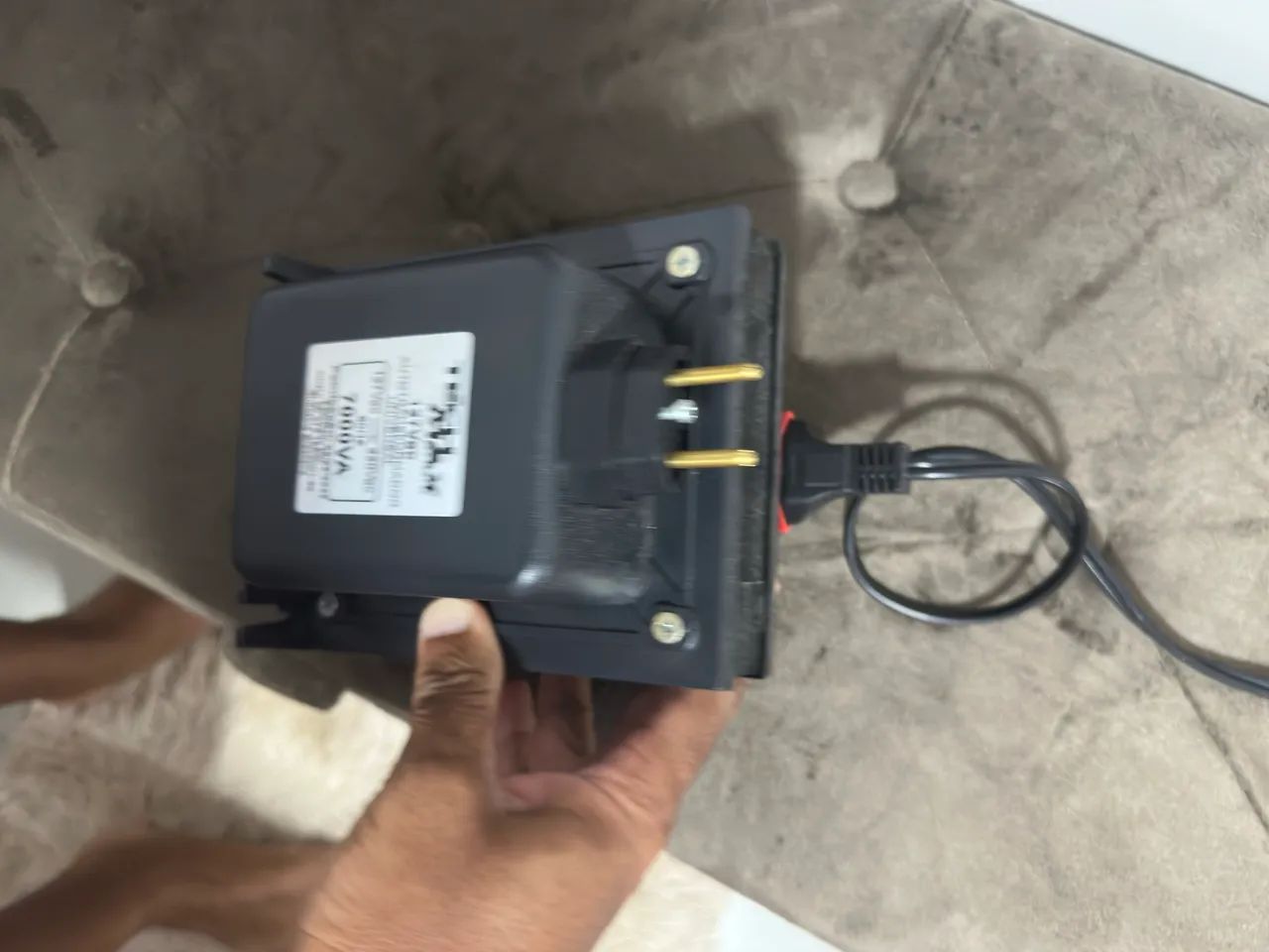  autotransformador universal Tech Max de 7000VA  - Foto 3