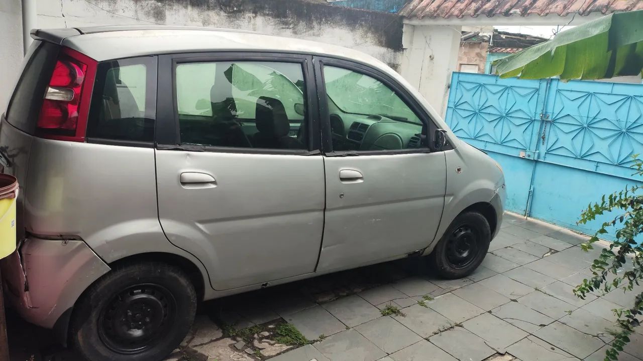 Effa M-100 1.0 8V 5P 2011 - Foto 3