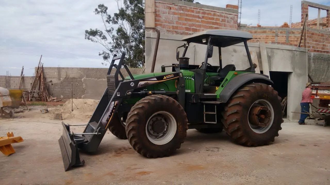 Conjunto de lâmina trator valtra e MF - Foto 4