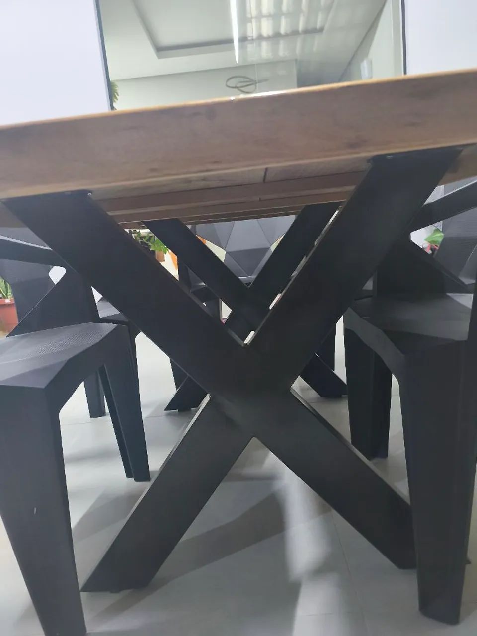 Oportunidade: Mesa de madeira com 6 cadeiras  - Foto 3