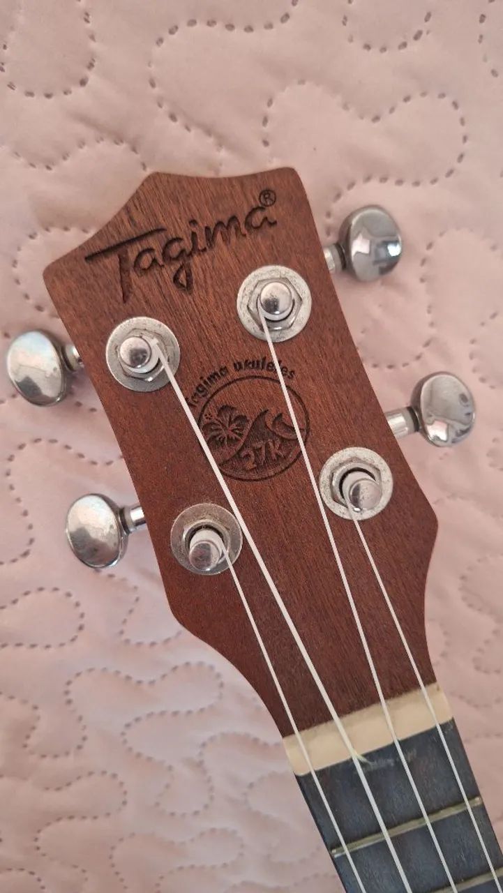 Ukulele Tagima - Foto 2