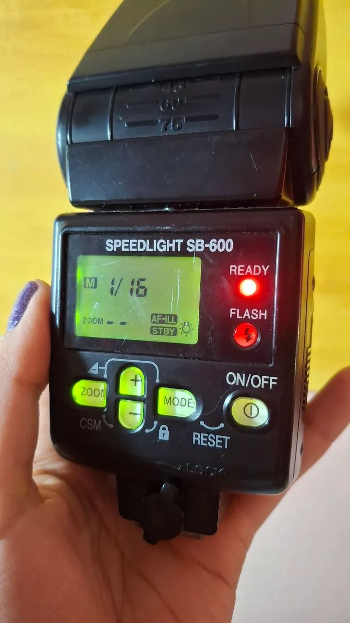 Flash Nikon Speed light SB-600 - Foto 2