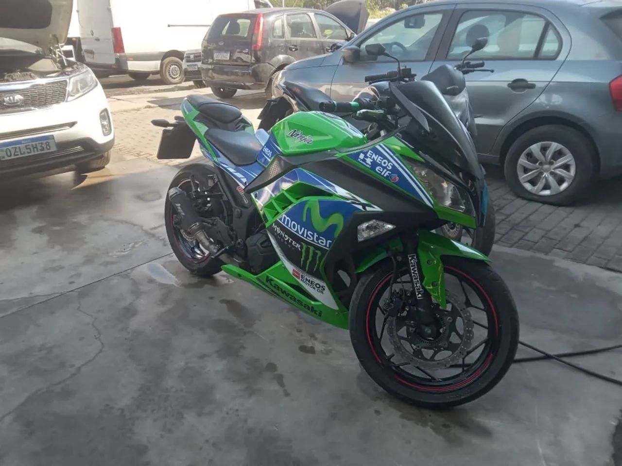 Ninja 300