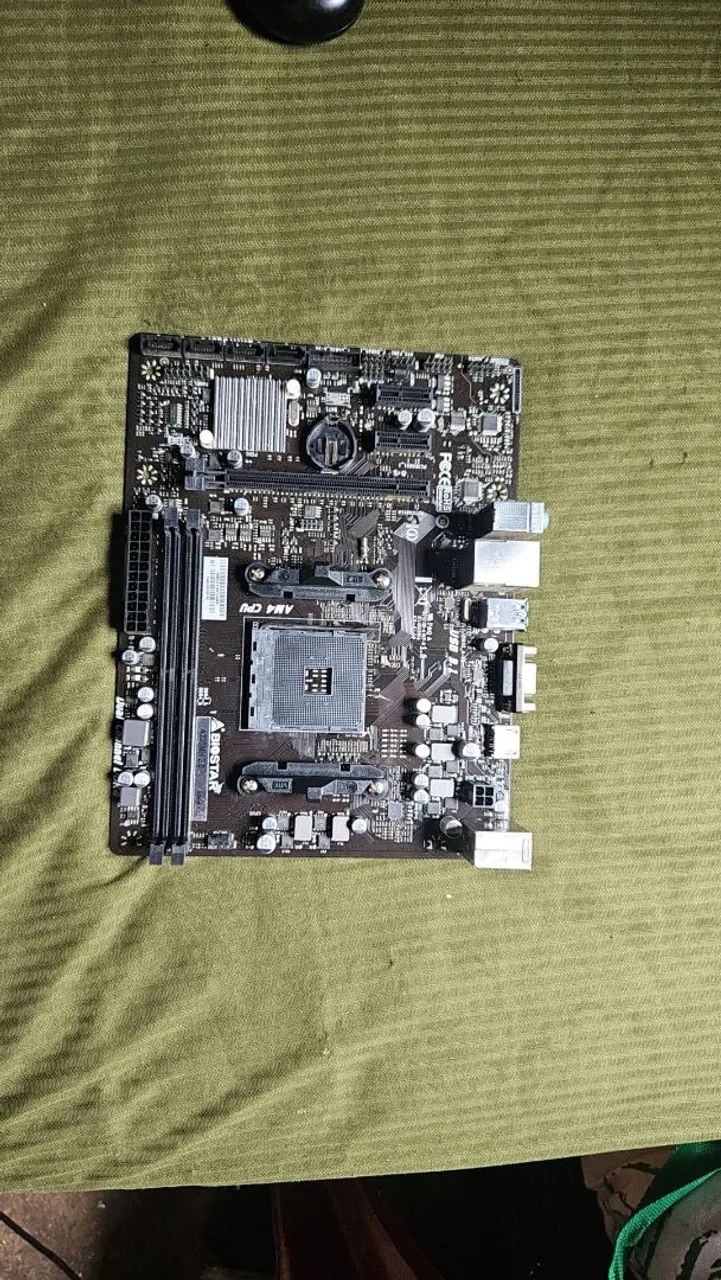 Placa mãe pra troca ou venda 